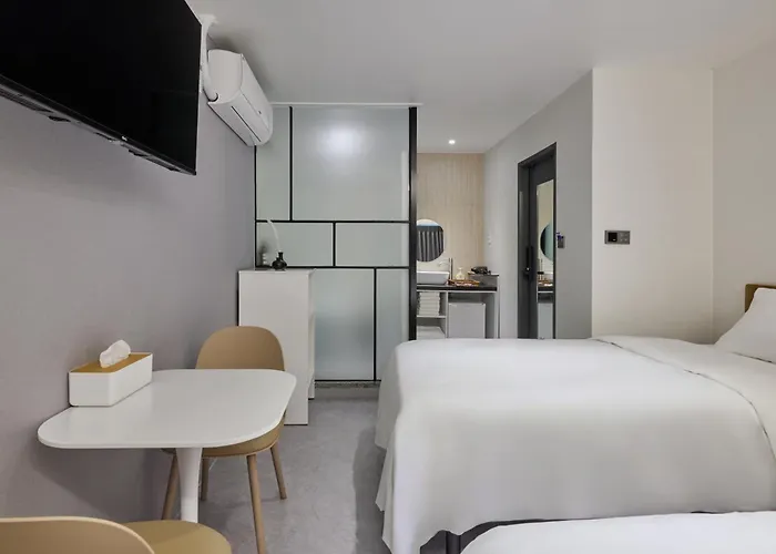 N Joy Hostel Seoul